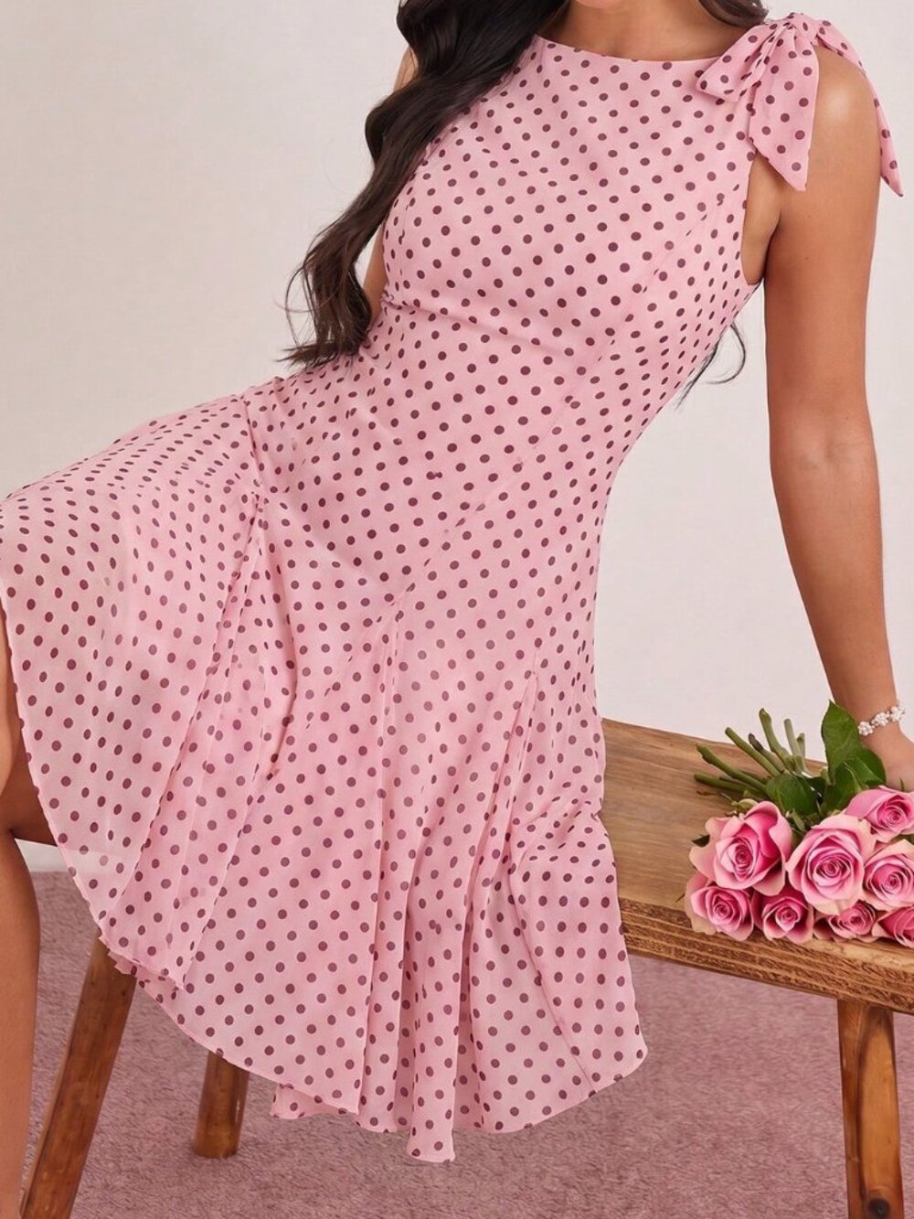 Pink French Women's Elegant Polka Dot Pleated Mini Dress - Picture 5 of 9